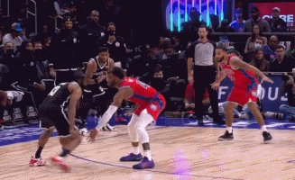 1636208874634081233.gif 哈登.gif